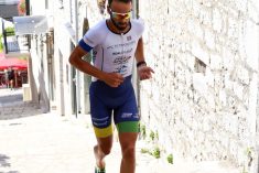 Andrej Vištica slavio na super teškom sprint triatlonu u Imotskom
