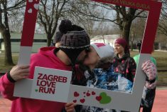 Romantika na Jarunu: Na Love Runu prštali poljupci i pozitivna energija